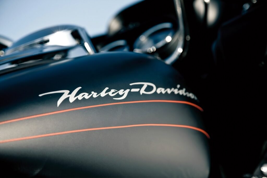 zoomed in on harley davidson fuel tank